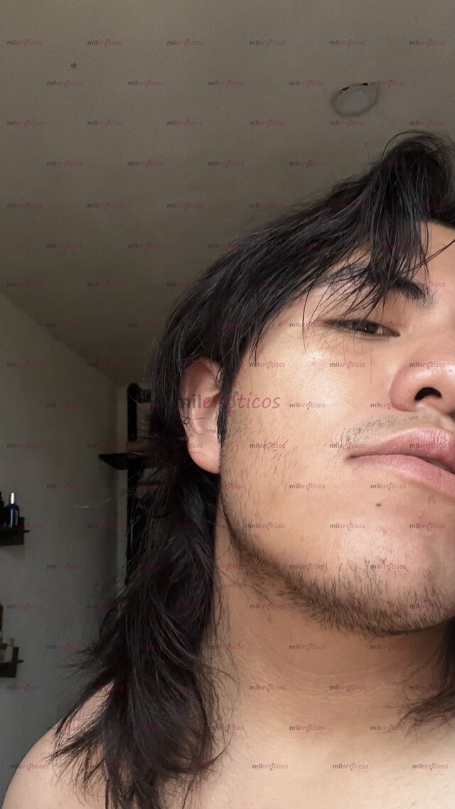FOTOS DE CHAVO ACTIVO Y LECHERO PARA SATISFACER MADUROS