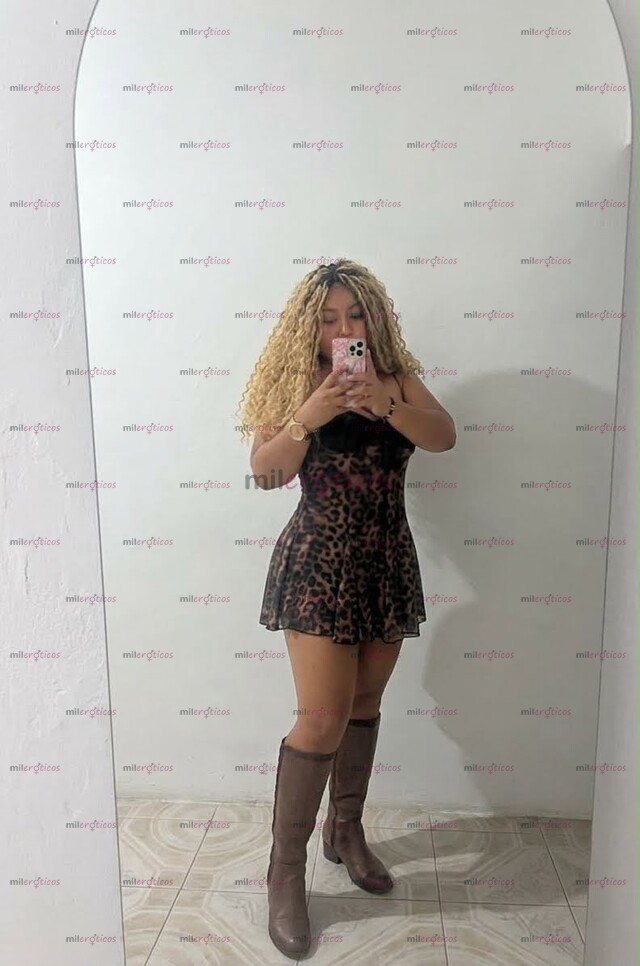 FOTOS DE MUÑEQUITA CALIENTE CON LA VAGINA MUY HUMEDA