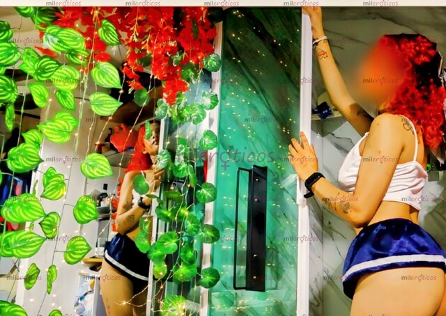 FOTOS DE MASAJISTA PROFESIONAL Y CONSENTIDORA QUE LE ENCANTA LAS FANTASÍAS