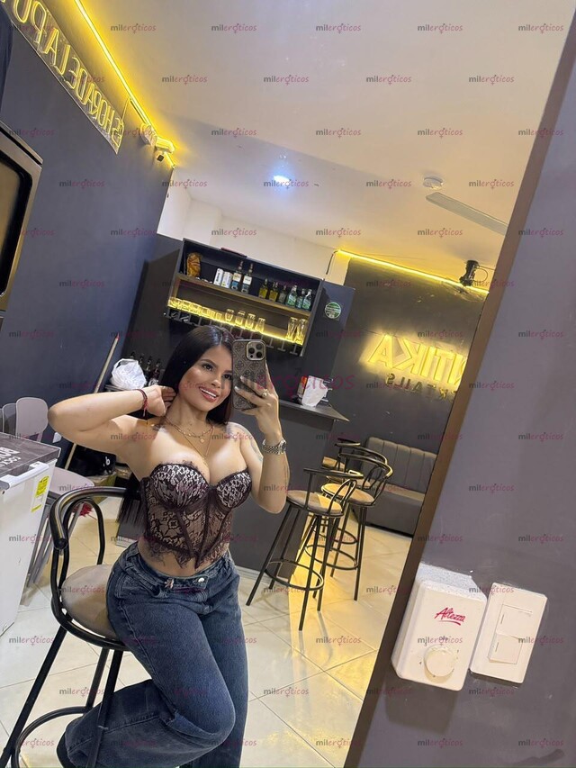 FOTOS DE NATALIA UNA LATINA MUY LINDA Y JOVEN ¡VIVE UNA EXPERIENCIA ÚNICA!