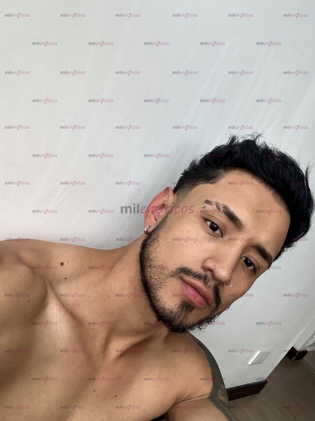 FOTOS DE CHICO GUAPO Y ATLÉTICO, EXCLUSIVIDAD, DISCRECIÓN Y UNA EXPERIENCIA DIFERENTE
