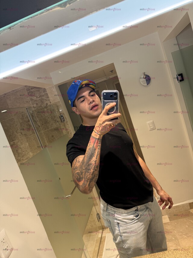 FOTOS DE TU TENTACIÓN VERSÁTIL MASCULINO FIT ATRACTIVO Y DISCRETO
