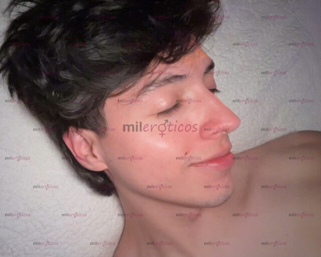 FOTOS DE PASIVO TWINK ARRECHO CON DELICIOSO CULO AGUANTADOR