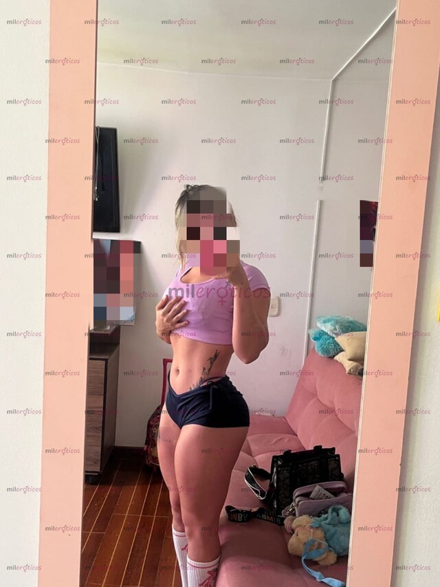 FOTOS DE IRIS SCORT DE LUJO FEMENINA CUERPO FIT UNIVERSITARIA NUEVA EN LA ZONA
