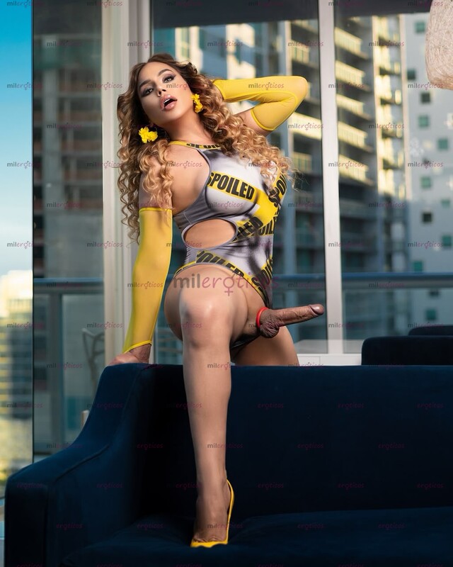 FOTOS DE CUBANITA CALIENTE CON 9 PULGADAS REALES SIEMPRE DURA LISTA PARA HACERTE MI PUTA.