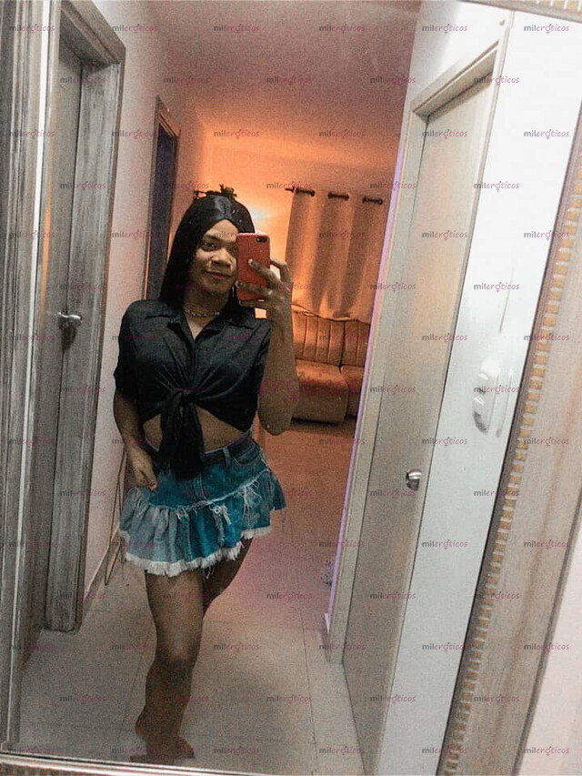 FOTOS DE MORENA COSTEÑA COMPLACIENTE Y MIMADORA TOTALMENTE FEMENINA