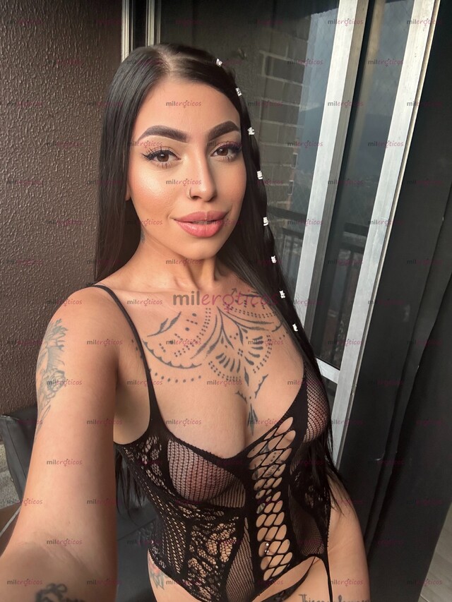 FOTOS DE LAURA SEXY CHICA TATUADA QUE TE ENCANTARÁ!