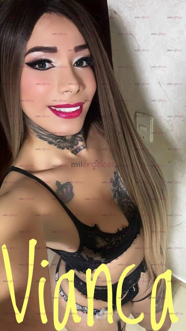 FOTOS DE TETAS GRANDES Y CULO GRANDE PARA COMPLACER TUS DESEOS