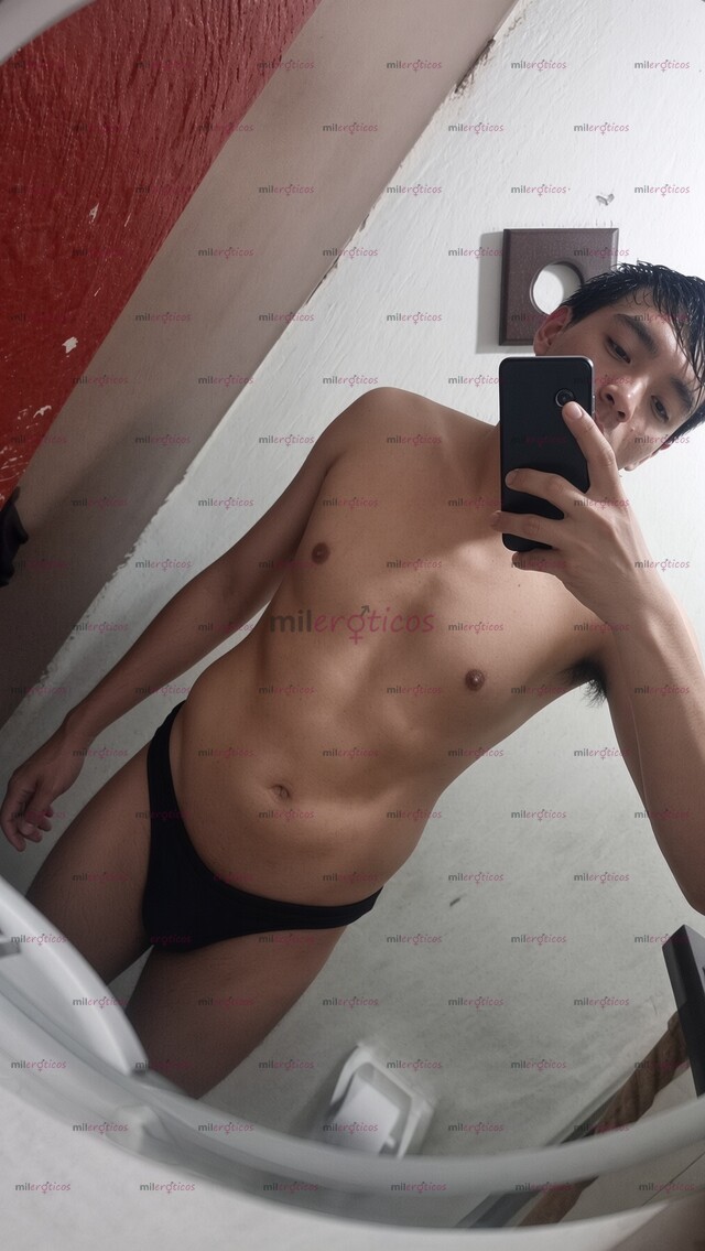 FOTOS DE JOVEN CACHONDO CACHONDO CON EL CULO TRAGON