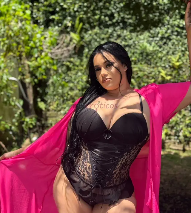 Prazer eu sou a monica nao vou me descrever como perfeita porque homens maduros nao procuram perfeicao procuram quimica atencao e uma companhia que fa...