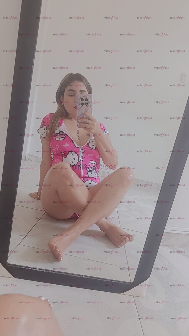 FOTOS DE VEN DETONAME PAPI PON RICA VERGA EN MI VAGINA ESTRECHA