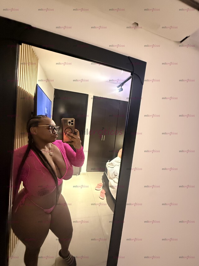 FOTOS DE MORENA NUEVA EN LA CIUDAD DE MEDELLIN CON MUCHAS GANAS DE DISFRUTAR, UNA MUJER M