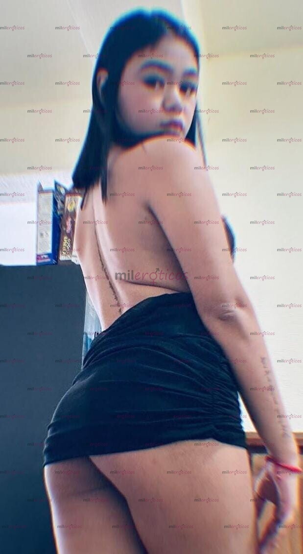 FOTOS DE COLOMBIANA PETITT CON DESEO DE SENTIRTE AMOR