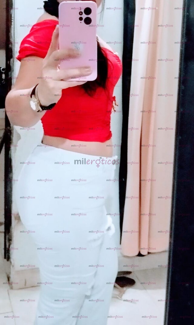 FOTOS DE AMOR SOY UNA CHICA DESCOMPLICADA PARA COMPLACER CHICOS Y CABALLEROS DE BUEN GUST