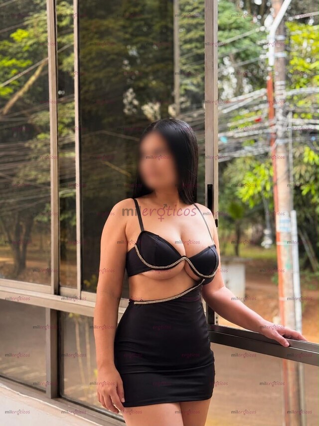 FOTOS DE JULIANA, CHICA DE TETAS GRANDES MUY CACHONDA, TE HAGO UNA RUSA DELICIOSA