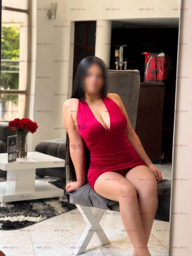 FOTOS DE JULIANA, CHICA DE TETAS GRANDES MUY CACHONDA, TE HAGO UNA RUSA DELICIOSA