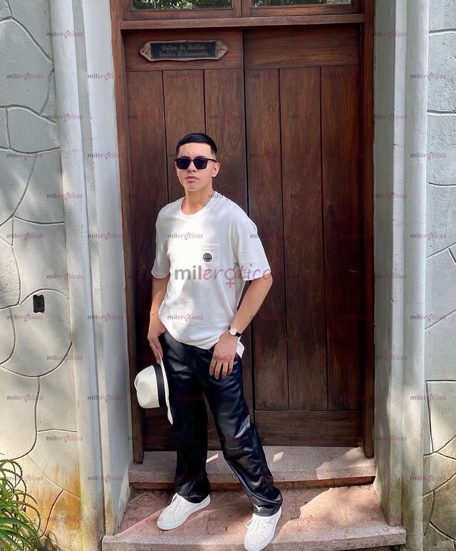 FOTOS DE MACHO VERGON DISPONIBLE PARA COMPLACERTE Y CUMPLIR TODAS TUS FANTASÍAS