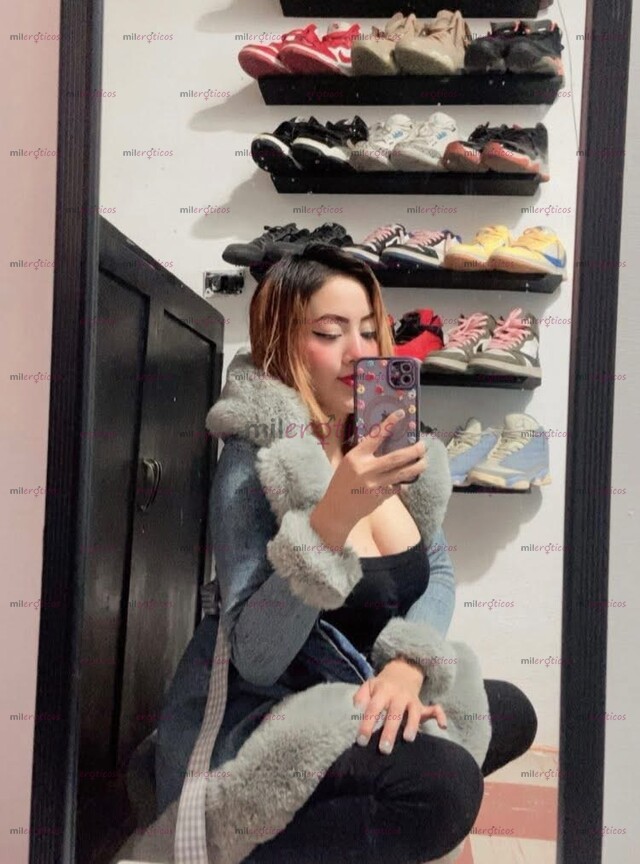 FOTOS DE ESTRECHITA Y GÜERITA, TENGAS UNOS RICOS MELONCITOS QUE TE ENCANTARÁN