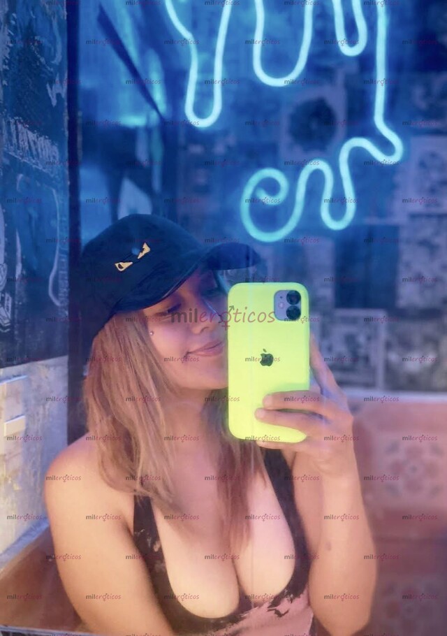 FOTOS DE ESTRECHITA Y GÜERITA, TENGAS UNOS RICOS MELONCITOS QUE TE ENCANTARÁN