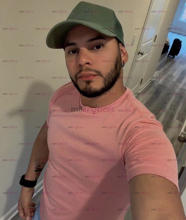 FOTOS DE CHICO DE 24 AÑOS DISPONIBLE PARA TRÍOS, MASAJES Y FANTASÍAS
