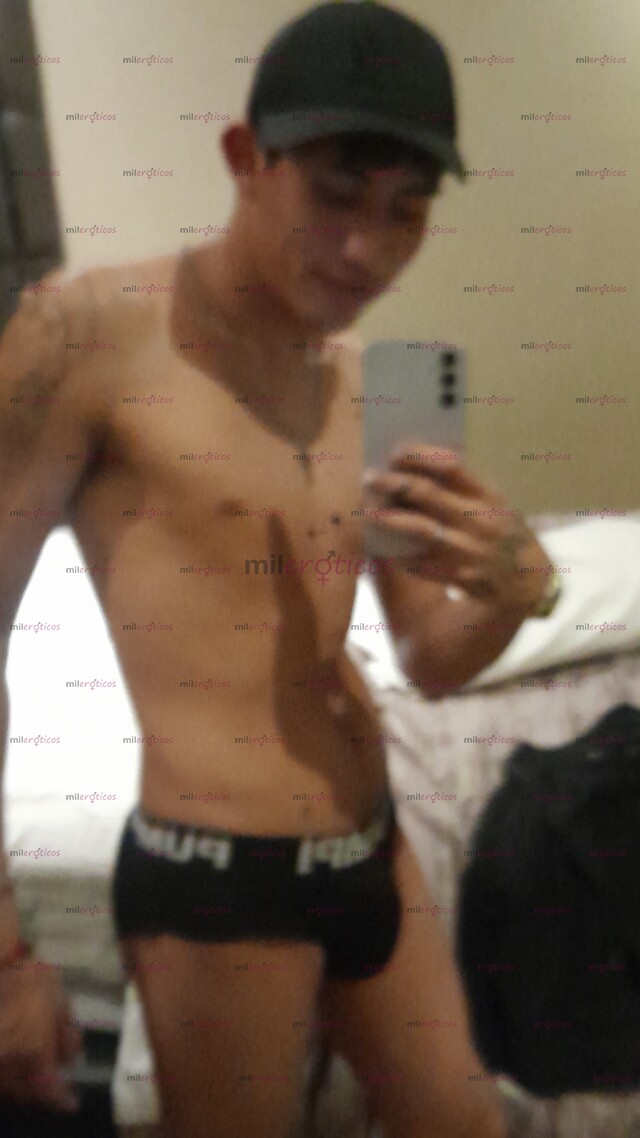 FOTOS DE CHACALITO TWINK 19 CM 20 AÑOS SAFE O BBK !!!!!