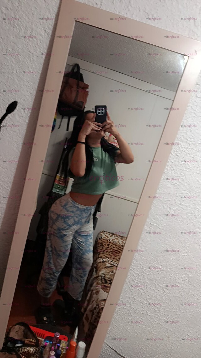 FOTOS DE CHICA TRANS CARIÑOSA,JUGUETONA Y ARDIENTE CON GANAS DE MUCHA DIVERSIÓN...