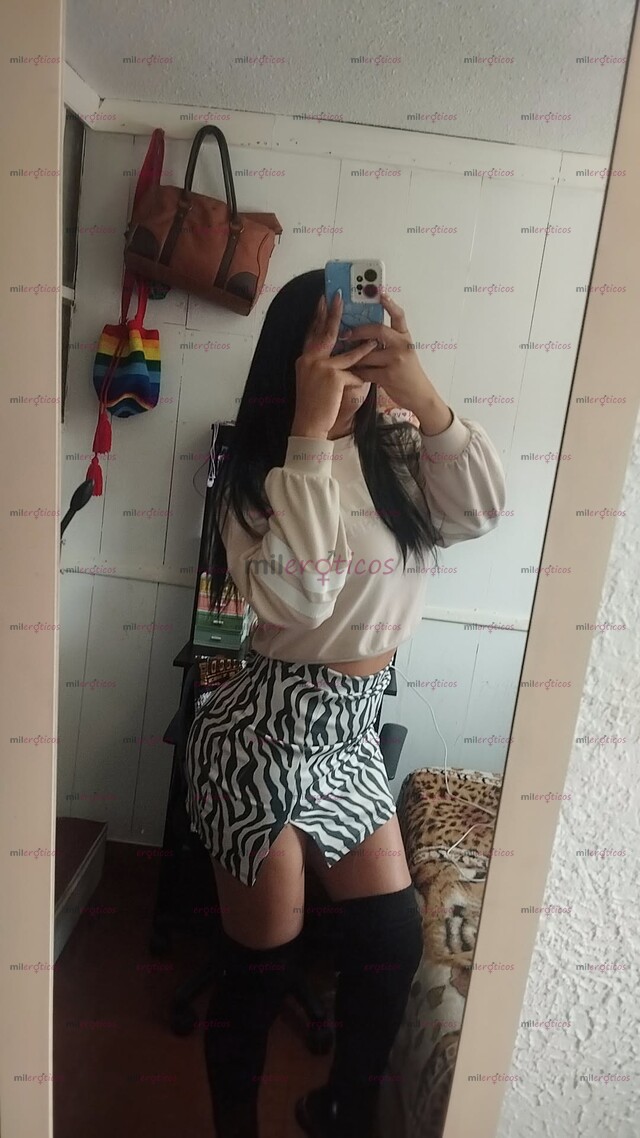 FOTOS DE CHICA TRANS CARIÑOSA,JUGUETONA Y ARDIENTE CON GANAS DE MUCHA DIVERSIÓN...