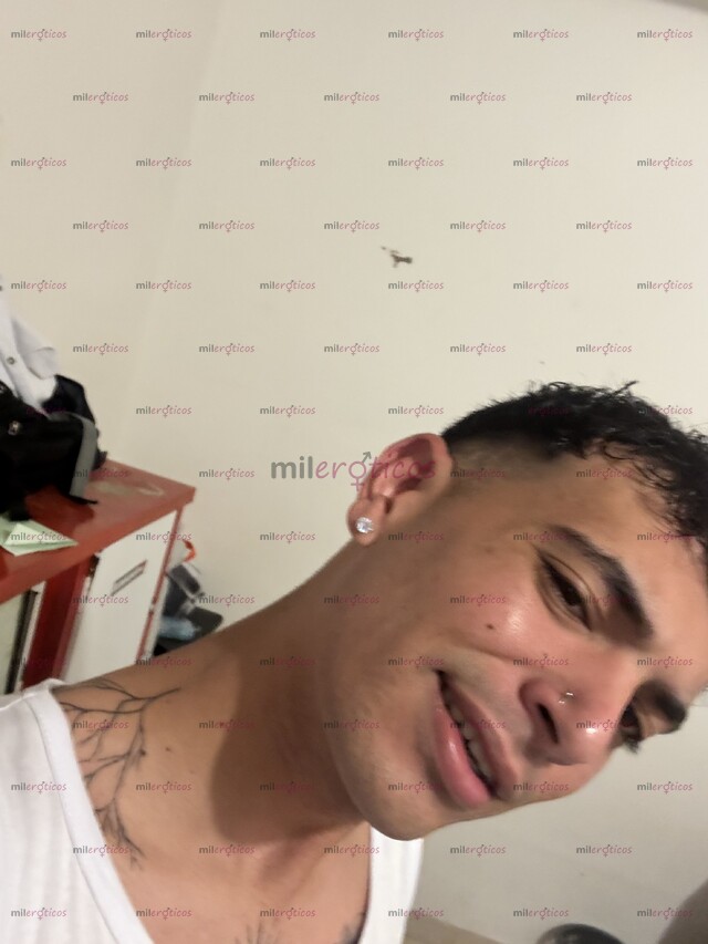 FOTOS DE DANIEL, CHICO PASIVO COMPLACIENTE SOY FULL MORBOSO ESCRÍBEME PARA MÁS INFORMACIÓ