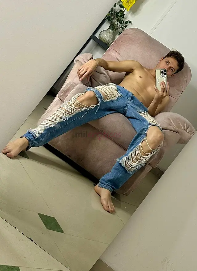 Hola chicosdiscreto por aquiencuentros sexuales gayspenetraciones mutuasmamadas de culoeyaculacionespajas cruzadastrato de noviosmetidas de dedosy cor...