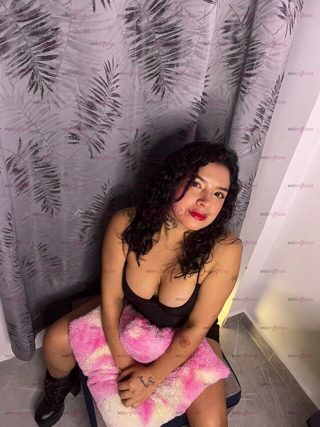 FOTOS DE HOLA SOY YULI MORENA BUENOS SENOS DISPUESTA A CONOCERTE