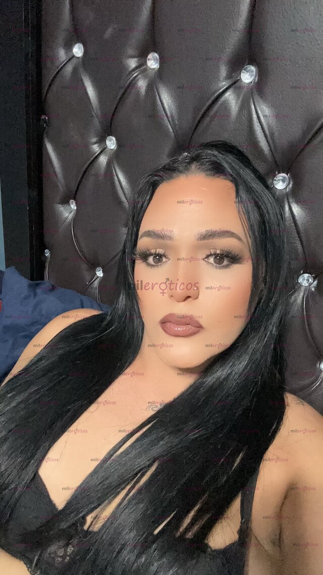 FOTOS DE HOLA SOY JOHANA CHICA TRANS CON GRAN VERGA LECHERA