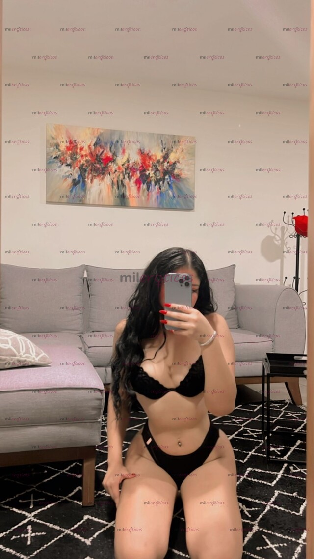 FOTOS DE VALENTINA, CHICA PETIT, TU MEJOR OPCIÓN