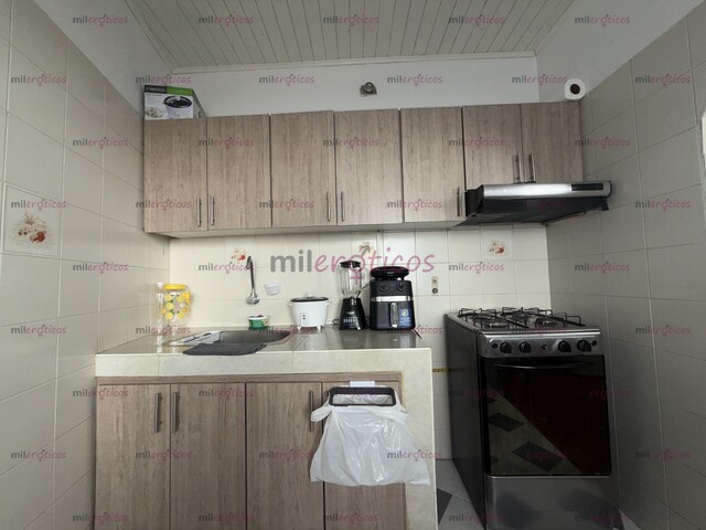 FOTOS DE ALQUILO CÓMODAS HABITACIONES PARA TRABAJAR UN BUEN SECTOR DE CABECERA 3013353034