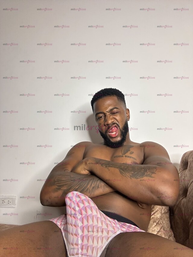 FOTOS DE SOY KENDRY CHICO FUERTE, CALIENTO Y MUSCULOSO DISPUESTO A COMPLACERTE TUS DESEOS