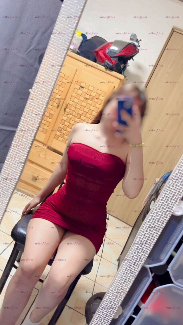 FOTOS DE SOY UNA FLACA DE 19 AÑOS CON GANAS DE EXPERIMENTAR COSAS NUEVAS...