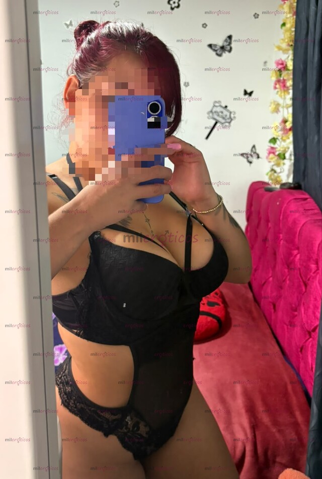 FOTOS DE SITIO PRIVADO DISCRETO SEXY PELI ROJA DE GRANDES ATRIBUTOS