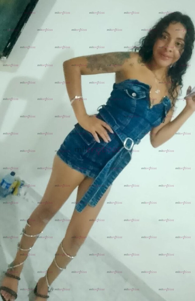 FOTOS DE TU CHURQUITA APRETADITA CON CHUPADERA MIS AMORES RICO DELICIOSO