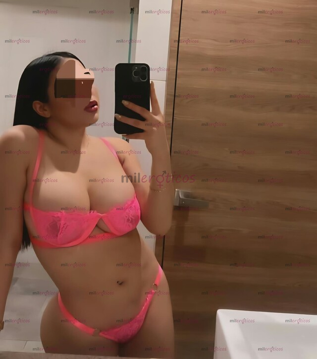 FOTOS DE LA DELICIOSA SOFIA TAPATÍA VIP, INDEPENDIENTE Y REAL