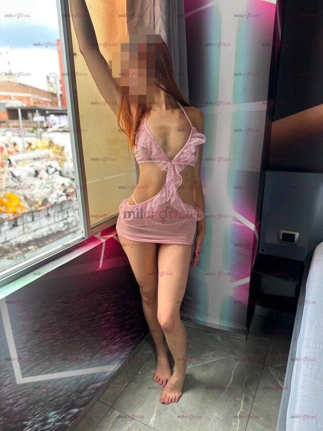 FOTOS DE SOY CLOE UNA FLAQUITA ALTA JOVEN PROFUNDA Y BIEN ESTRECHA