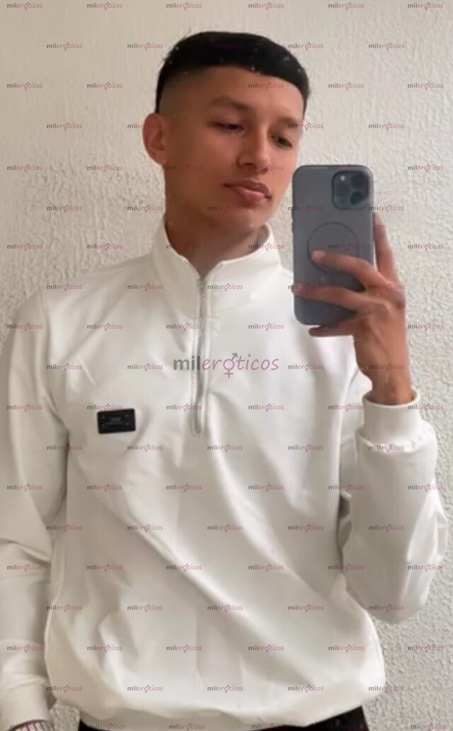 FOTOS DE JOVEN BARBERO A DOMICILIO HOT ACTIVO 22 AÑOS