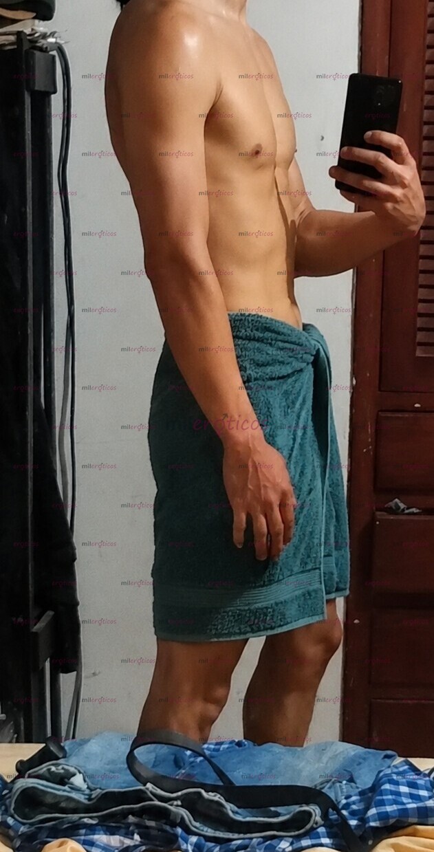 FOTOS DE TRIOS. VOYERISMO. FETICHES PARA MUJERES Y PAREJAS