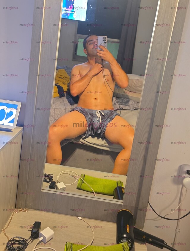 FOTOS DE CHICO ACTIVO GUAPO Y CARISMATICO DISPONIBLE PARA TI