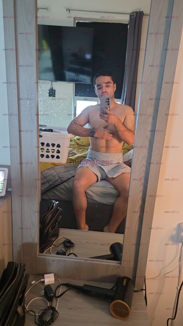 FOTOS DE CHICO ACTIVO GUAPO Y CARISMATICO DISPONIBLE PARA TI