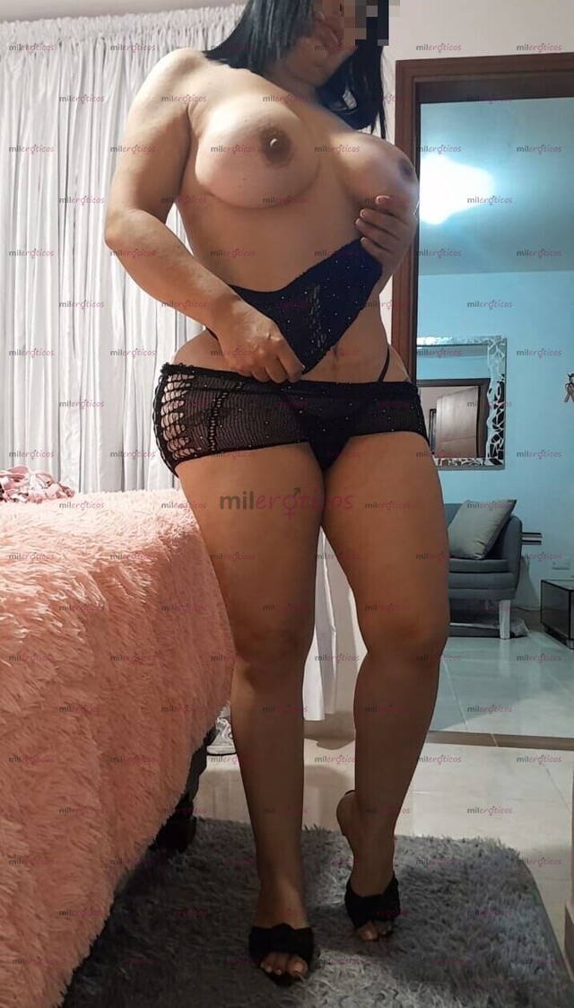 FOTOS DE POCOS DIAS, MILF HERMOSA VOLUPTUOSA DE GRANDES SENOS Y COLA