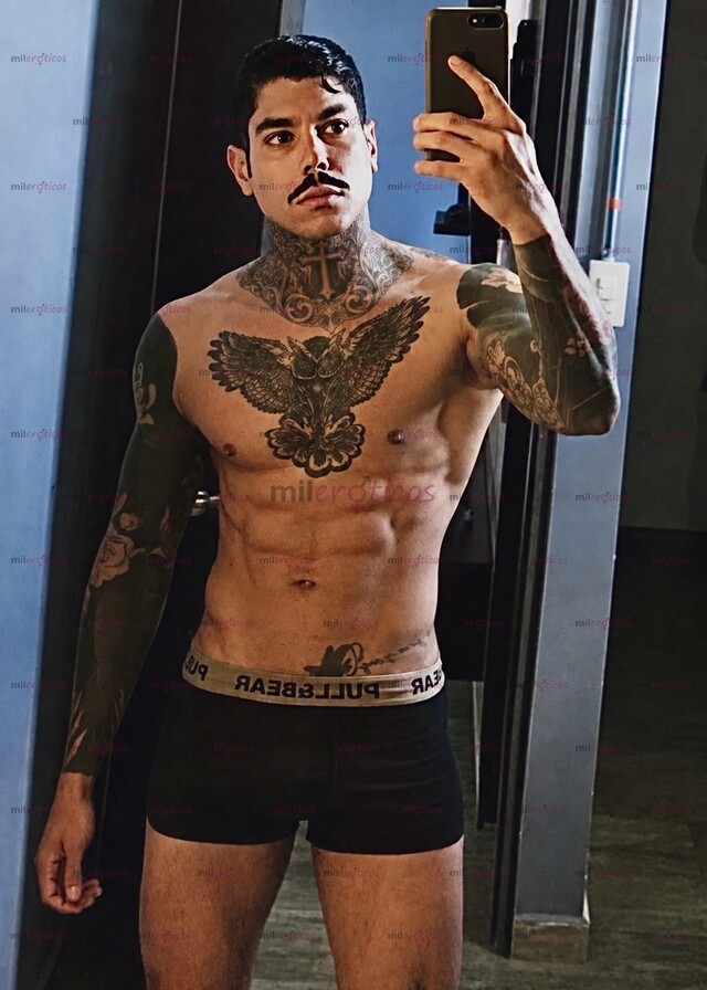 FOTOS DE TATUADO HETERO ACTIVO VENTA DE CONTENIDO VIDEO LLAMADA