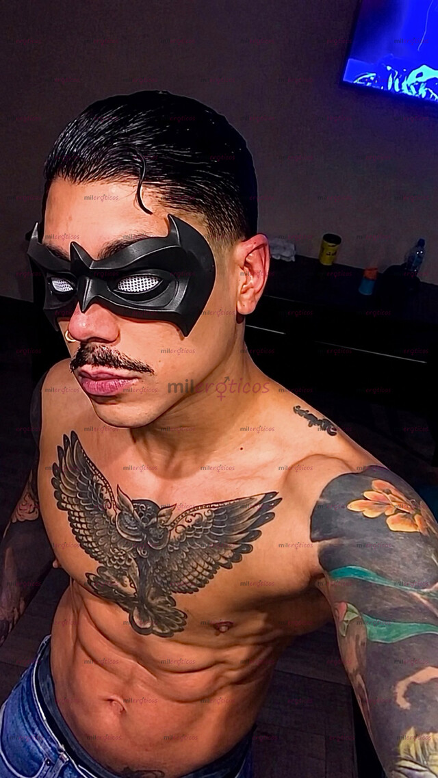 FOTOS DE TATUADO HETERO ACTIVO VENTA DE CONTENIDO VIDEO LLAMADA