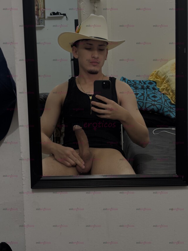 FOTOS DE CHACALITO VARONIL CON RICO CULO Y VERGA, TE HARE PASAR UN MOMENTO SUPER RICO