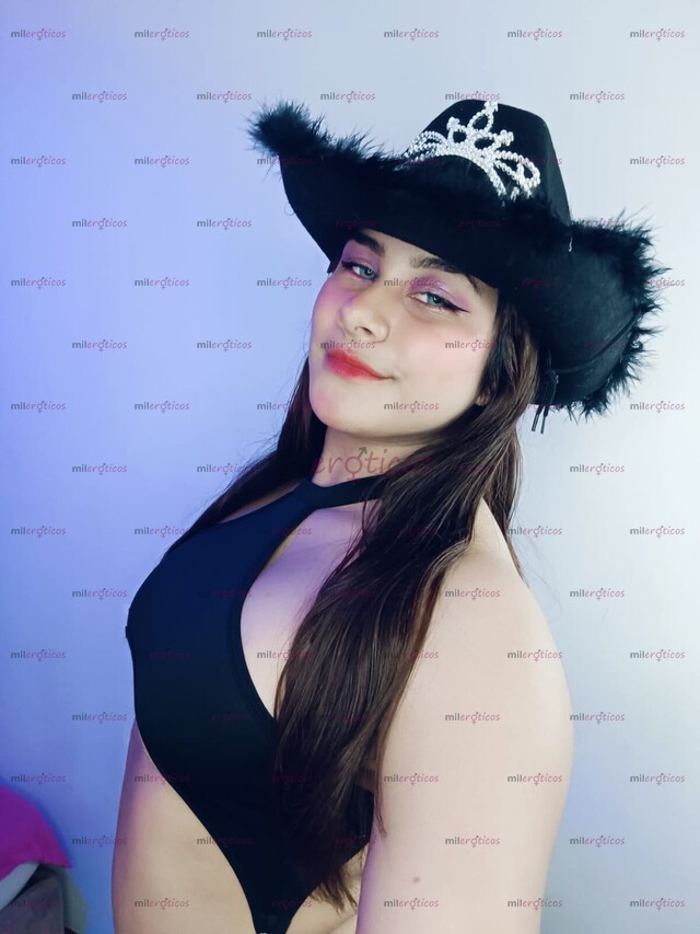 FOTOS DE CARO, MUY ESTRECHA, JOVEN CALIENTE..............................................