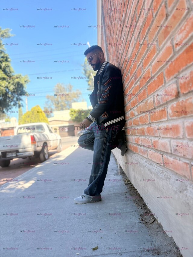 FOTOS DE VERGA DURA Y GRUESA CON LUGAR EN TU CIUDAD. DOMINANTE