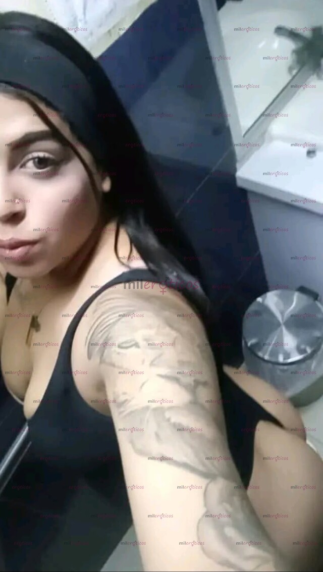 FOTOS DE ALICIA EN EL PAIS DE LAS MARRANADILLAS CALIENTE Y ATREVIDA